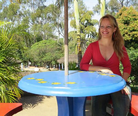 Professora da rede municipal de Divinópolis  recebe Prêmio Literário